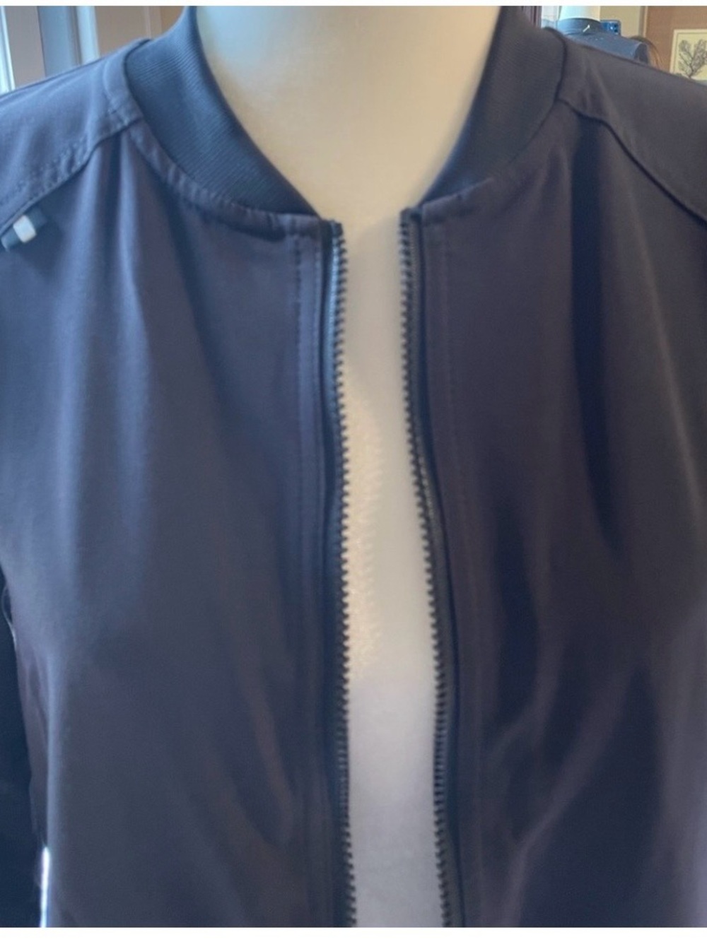 Beyond Scrubs Black Bomber Jacket - Professional Scrub Jacket, sold as set - Picture 4 of 9